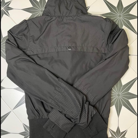 Limited edition Bench jacket - Picture 6 of 6